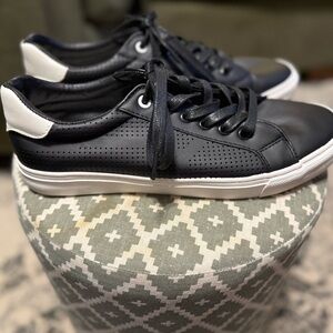 RUNNERZ Generation Sneakers